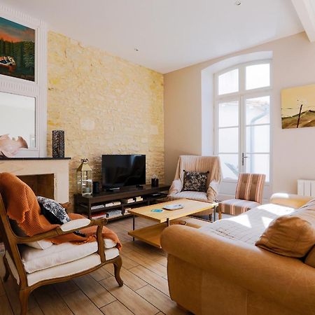 Duplex Joliment Decore Et Sa Cour Ensoleillee Сен-Мартен-де-Ре Экстерьер фото
