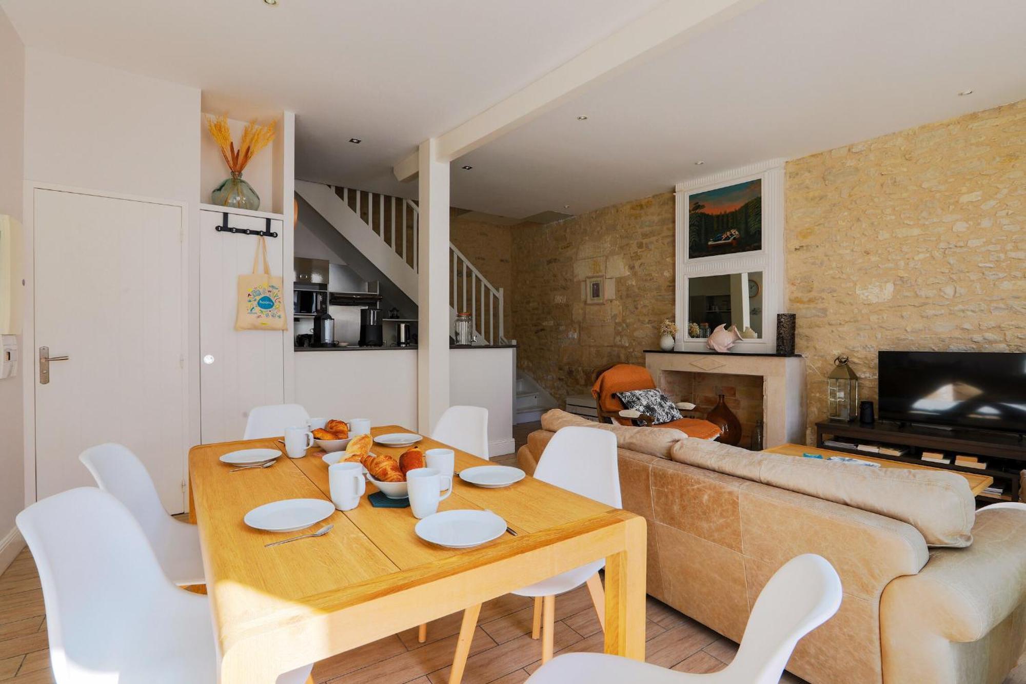 Duplex Joliment Decore Et Sa Cour Ensoleillee Сен-Мартен-де-Ре Экстерьер фото
